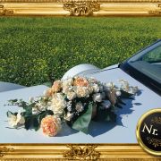 Blumenschmuck für Limousine mieten